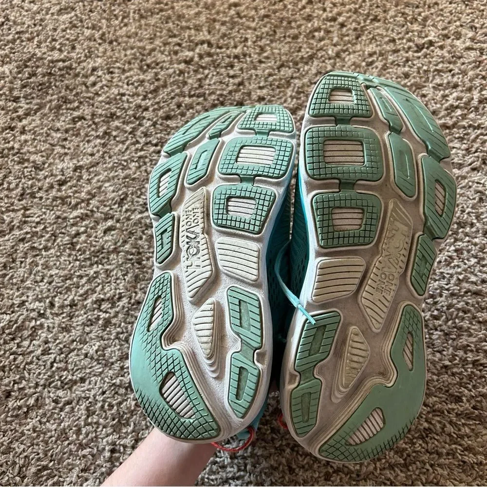 Hoka one bondi